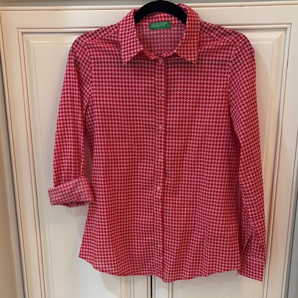 United Colors Of Benetton Red and Pink Houndstooth Shirt
